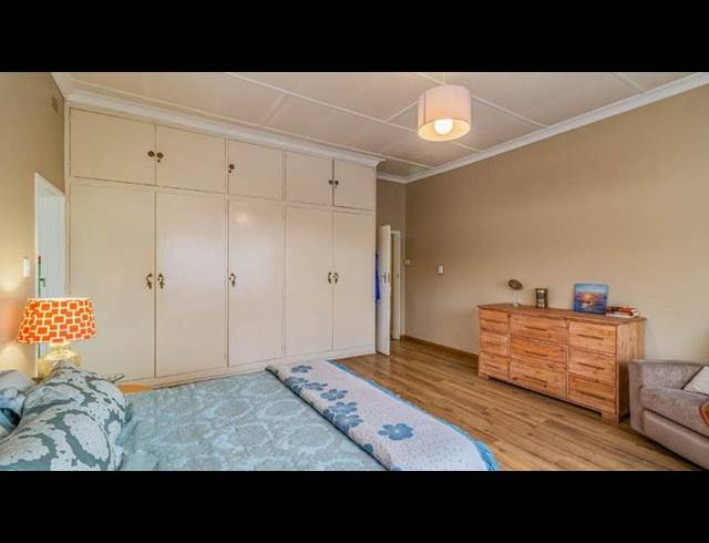 4 BEDROOM HOUSE FOR SALE IN KENSINGTON